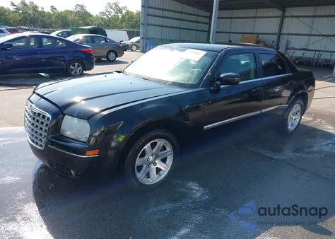 2007 Chrysler 300 Touring z USA, uszkodzony, nr VIN 2C3KA53G77H764286
